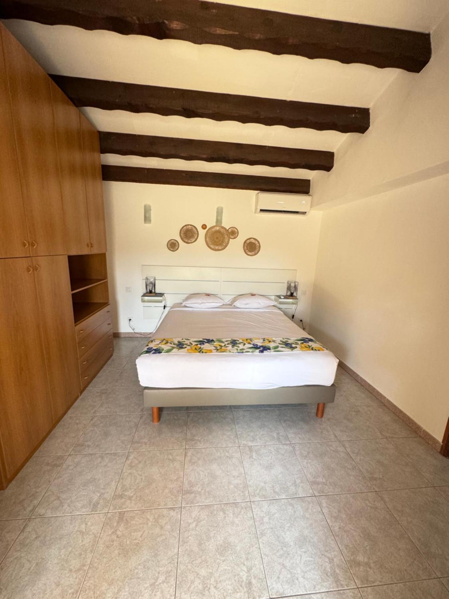 Residences Anna Centuri Luaran gambar